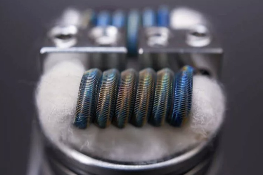 Why Dubai Vapers are Choosing Handcrafted Coils Over Mass-Produced Options